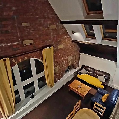 Charming 2 Bed Mezzanine Ap Apartman Huddersfield Kültér fotó