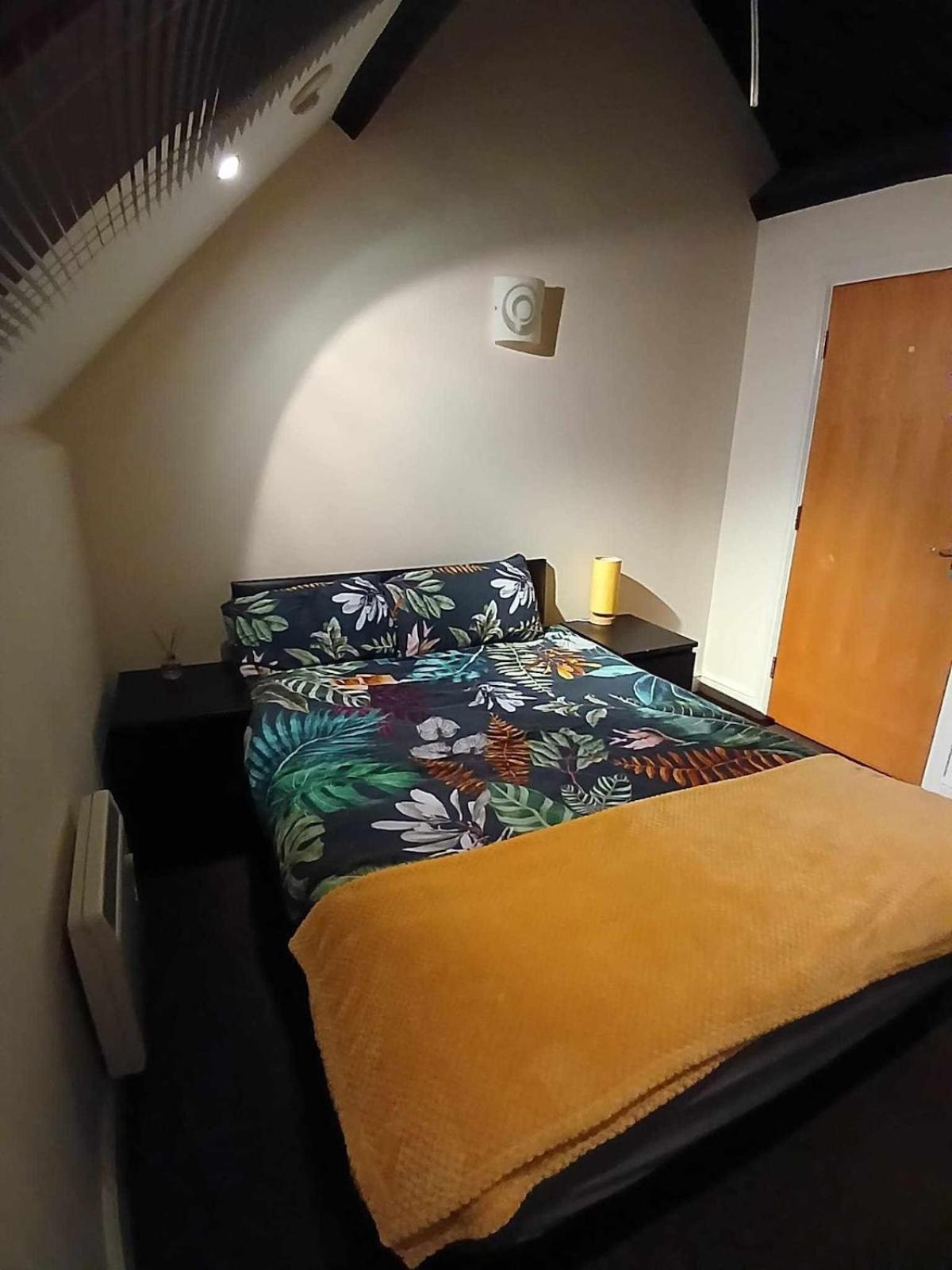 Charming 2 Bed Mezzanine Ap Apartman Huddersfield Kültér fotó